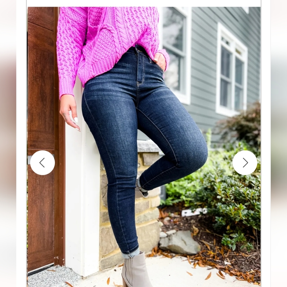 Judy Blue Everyday Wear 3.0 Hi Rise Dark wash high waist hand sanding - 18W